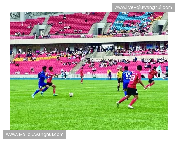 转播表半场集锦:点燃激情的瞬间回顾,重温精彩的足球瞬间 转播表半场集锦:点燃激情的瞬间回顾,重温精彩的足球瞬间